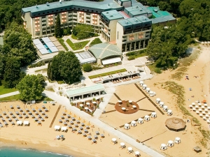   5*       2015