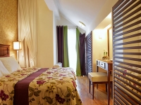  Premier Luxury Mountain Resort